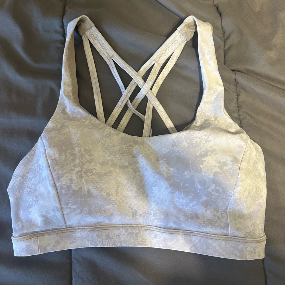 Lululemon sports bra with removable pads